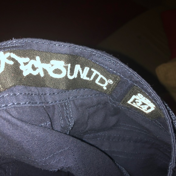 Echo shorts - Picture 3 of 3